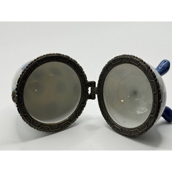 Vintage Blue & White Porcelain Egg Trinket Box With Hinged Lid & Metal Trim - Picture 3 of 9